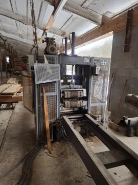 Sega a telaio Trak-met PRU 570/8 | Attrezzi di segheria | Macchinari per la lavorazione del legno | Drekos Made s.r.o