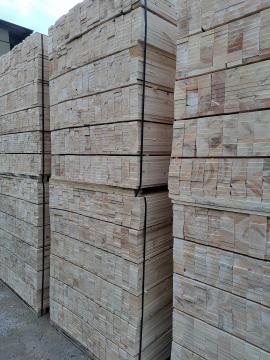 Abete rosso Legname segato su pallet