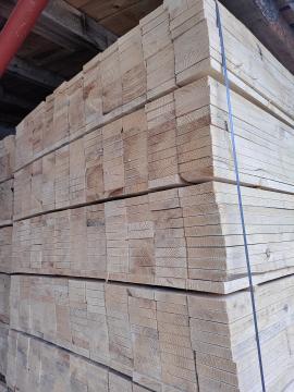 Abete rosso Legname segato su pallet |  Legno tenero | Tranciati | ELSTAV - FR, s.r.o.