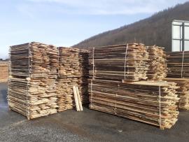 Abete Legname segato su pallet |  Legno tenero | Tranciati | TIPO