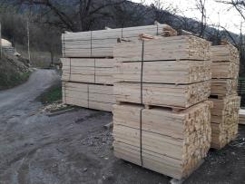 Abete rosso Legname segato su pallet |  Legno tenero | Tranciati | PLP spol. s r.o.